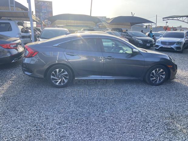 Honda Civic 2017 Gray