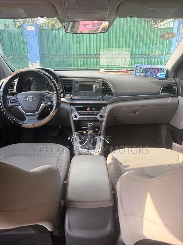 Hyundai Elantra ECO 2018 Blue