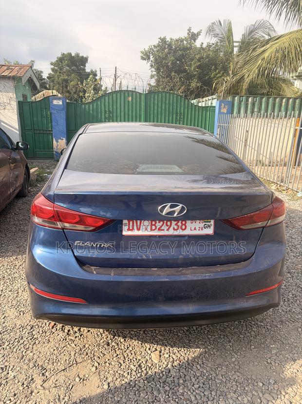 Hyundai Elantra ECO 2018 Blue
