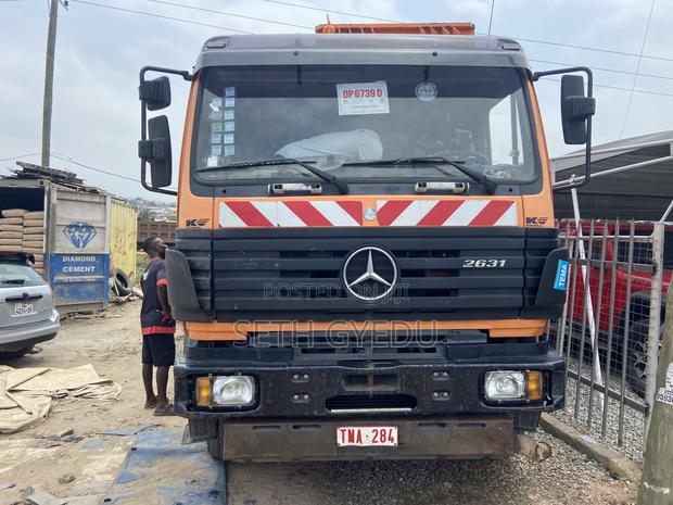 Mercedes-Benz 1922 1996 Orange