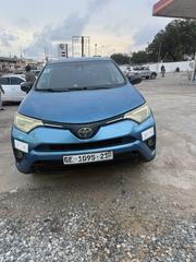 Toyota RAV4 LE 4dr SUV (2.5L 4cyl 6A) 2018 Blue for sale