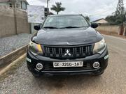 Mitsubishi L200 Club Cab 2.2 4WD 2016 Black for sale