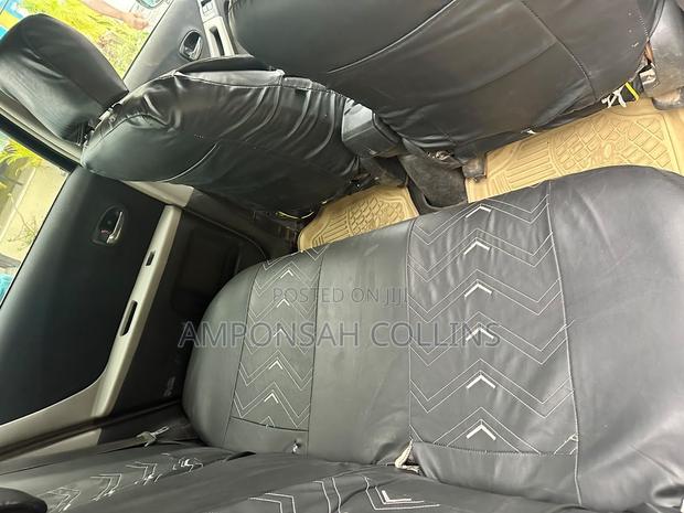 Toyota Vitz 2010 Black