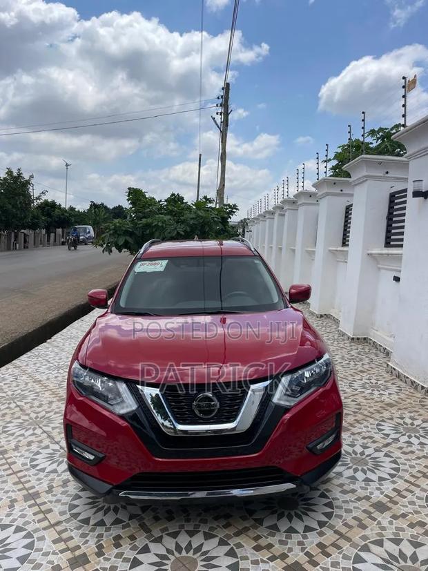 Nissan Rogue SV AWD 2017 Beige