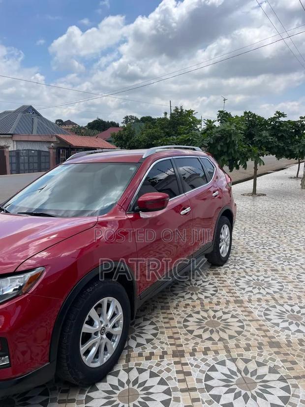 Nissan Rogue SV AWD 2017 Beige