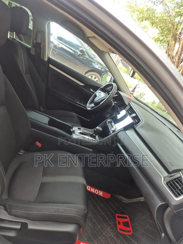Honda Civic 2017 Silver