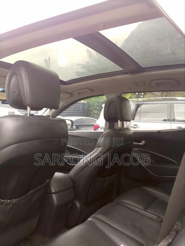 Hyundai Santa Fe 2014 White