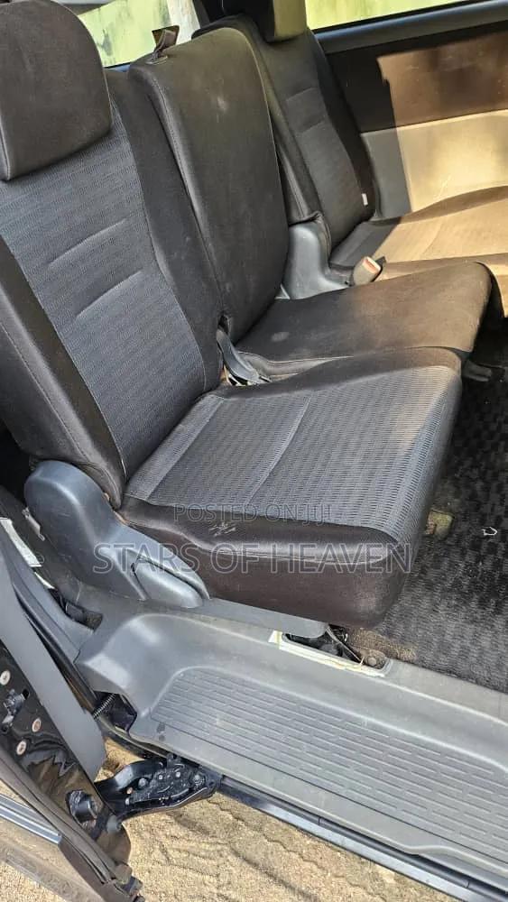 Toyota Voxy 2014 Black
