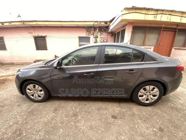 Chevrolet Cruze 1LT Auto 2013 Gray