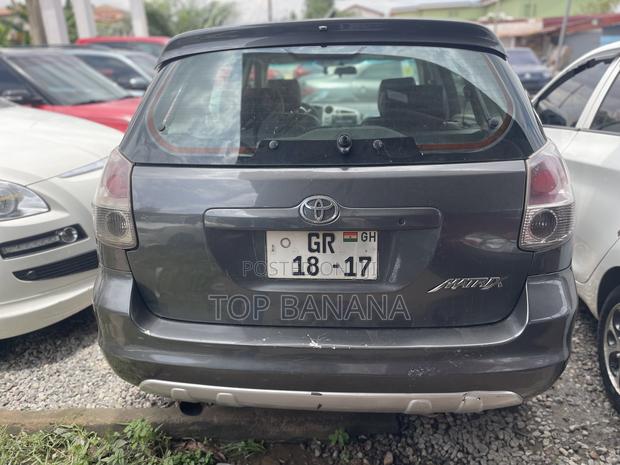 Toyota Matrix Hatchback 1.8 16V AWD 2007 Gray