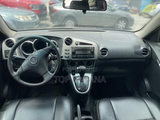 Toyota Matrix Hatchback 1.8 16V AWD 2007 Gray