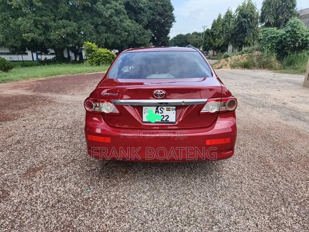Toyota Corolla LE Special Edition 4dr Sedan (1.8L 4cyl 4A) 2013 Red