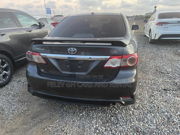 Toyota Corolla S 4dr Sedan (1.8L 4cyl 4A) 2013 Gray