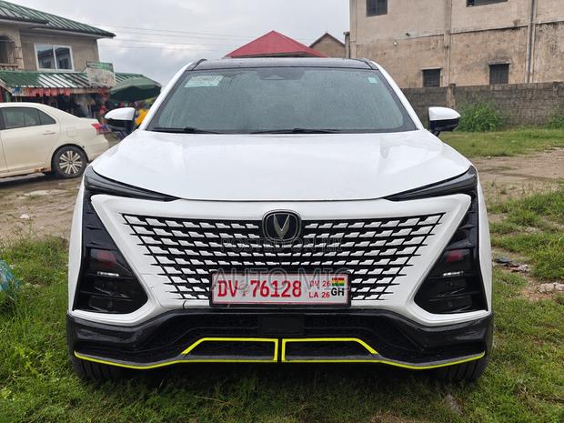 Changan UNI-T 1.5 FWD 2023 White