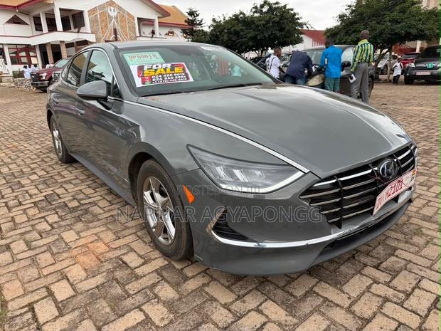 Hyundai Sonata SE 2022 Gray