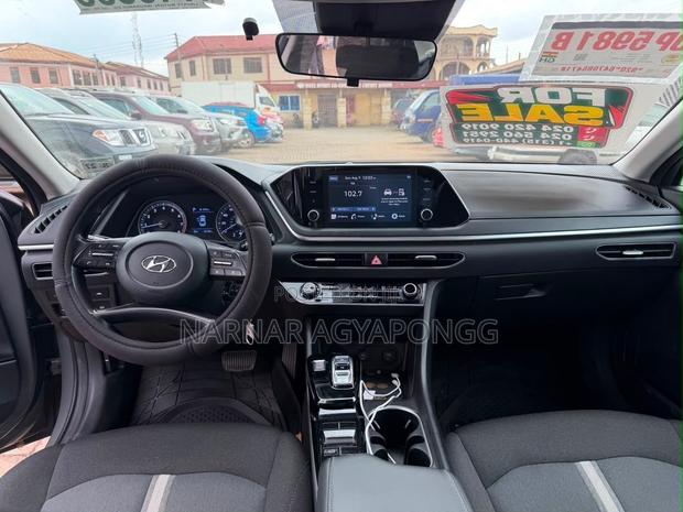 Hyundai Sonata SE 2022 Gray