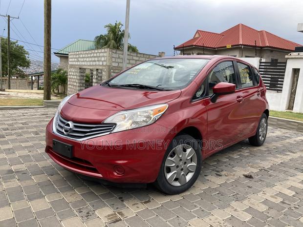 Nissan Versa 1.6 S 2016 Red