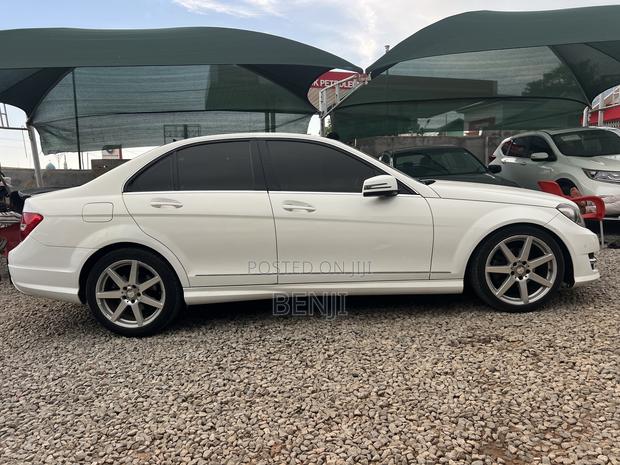 Mercedes-Benz C250 2014 White