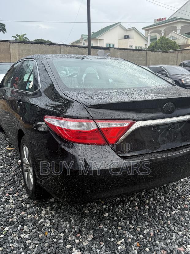 Toyota Camry 2017 Black
