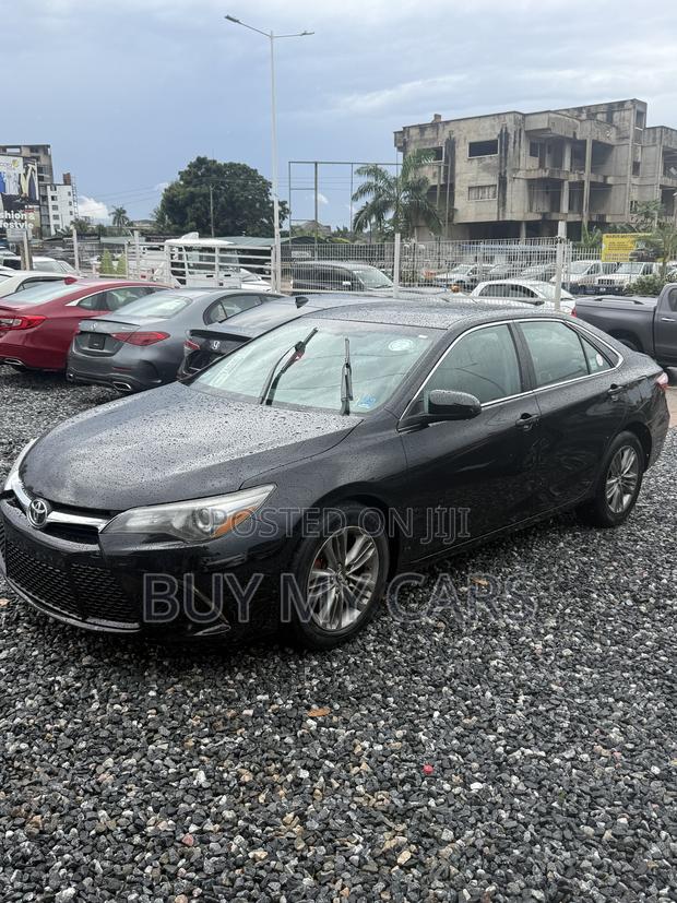 Toyota Camry 2017 Black