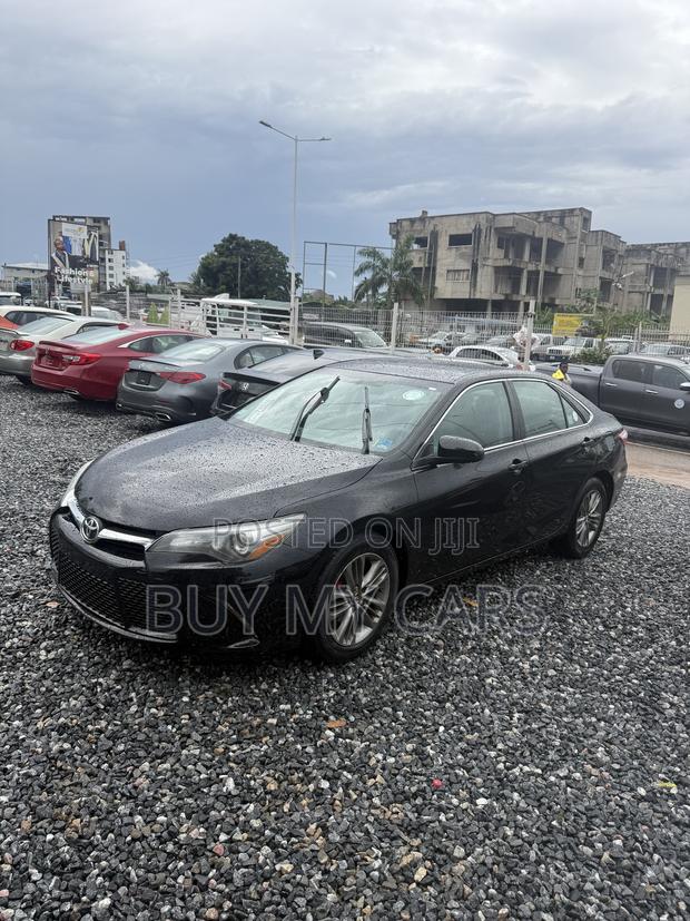 Toyota Camry 2017 Black