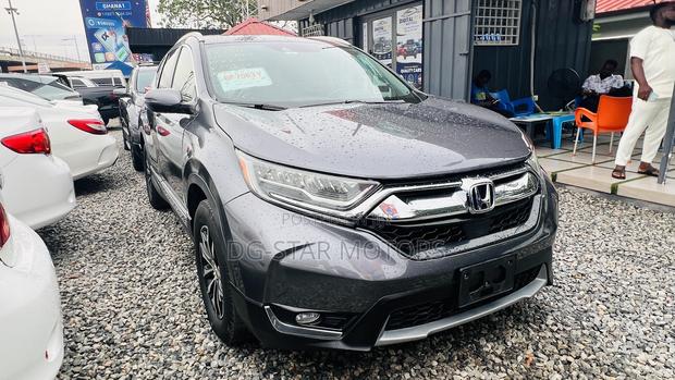 Honda CR-V Touring AWD 2019 Gray