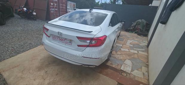 Honda Accord Sport 2.0T 2021 White