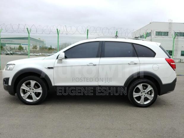Chevrolet Captiva 2014 White