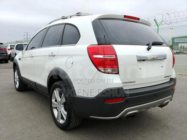 Chevrolet Captiva 2014 White