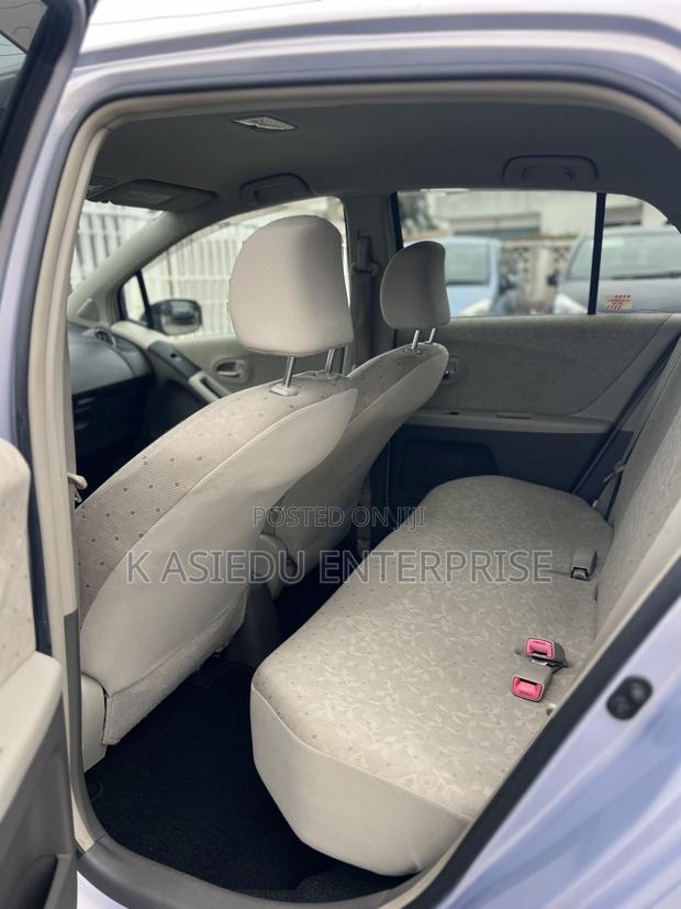 Toyota Vitz 1.3 AWD 3dr 2010 Silver