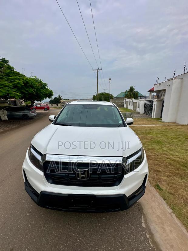 Honda Ridgeline Black Edition Crew Cab AWD SB 2026 White