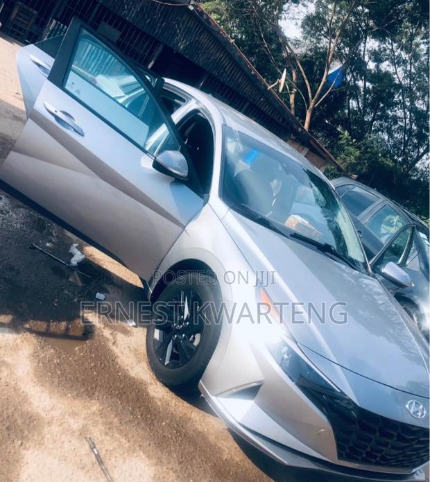 Hyundai Elantra 2021 Gray