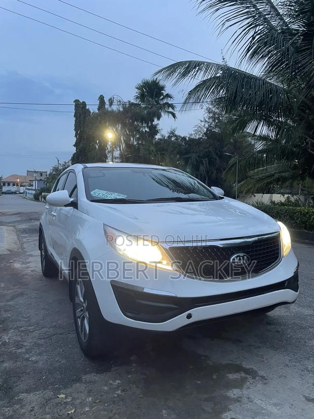 Kia Sportage LX 4dr SUV (2.4L 4cyl 6A) 2014 White