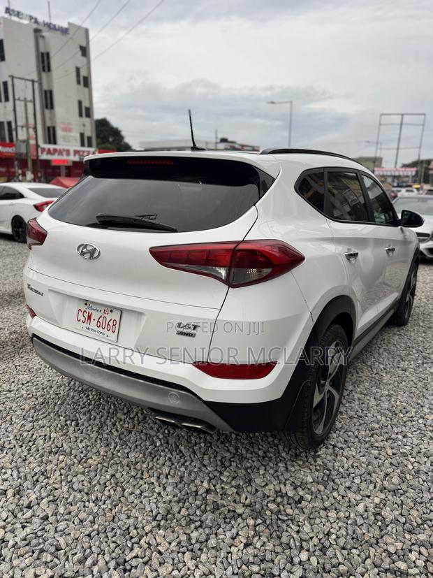 Hyundai Tucson Limited AWD 2017 White