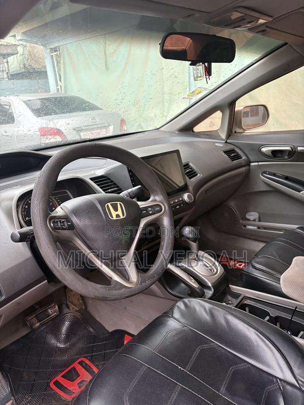 Honda Civic 2011 Gold