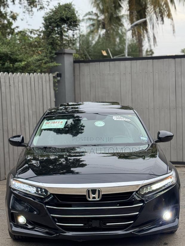 Honda Accord Touring 2.0T 2022 Black