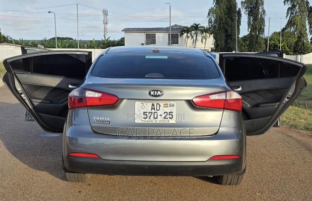 Kia Forte EX Sedan 2016 Gray