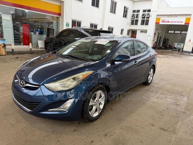 Hyundai Elantra Limited Sedan FWD (1.8L 4cyl 6A) 2016 Blue