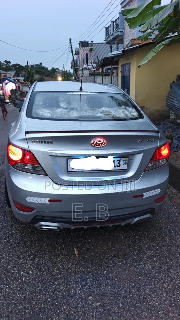 Hyundai Accent GLS 2013 Silver
