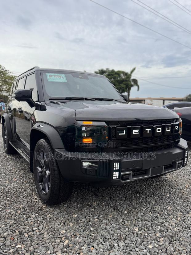 Jetour T2 2.0 Petrol AWD 2024 Black