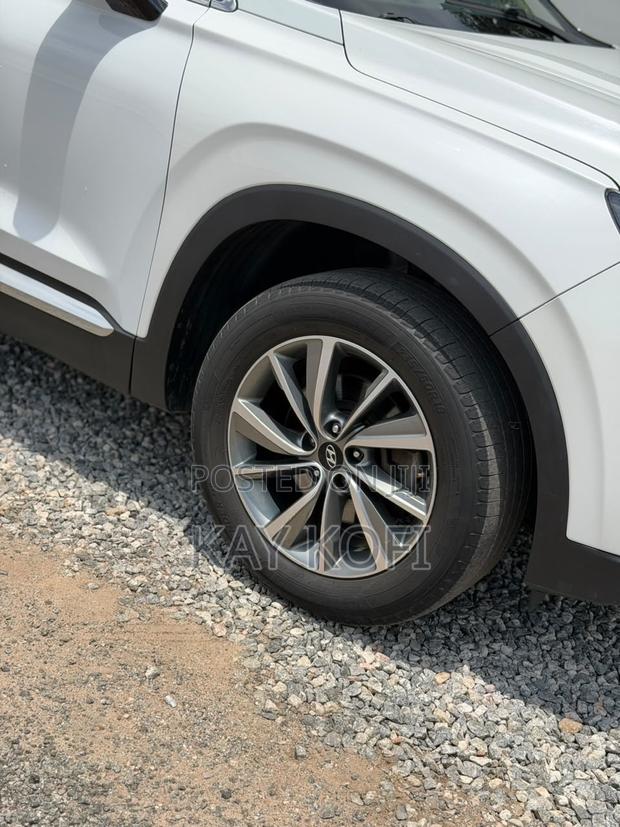 Hyundai Santa Fe Limited 2.0T AWD 2019 White