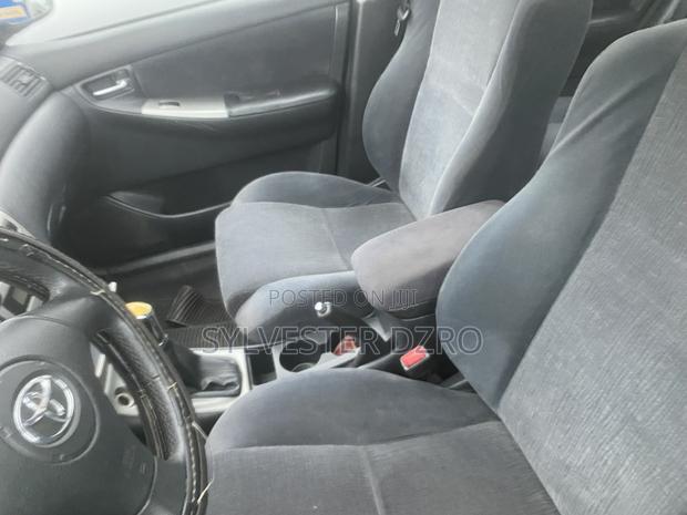Toyota Corolla 2008 Gray