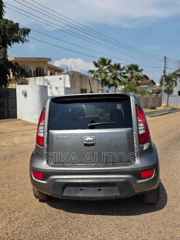 Kia Soul 4dr Wagon (1.6L 4cyl 6A) 2014 Gray