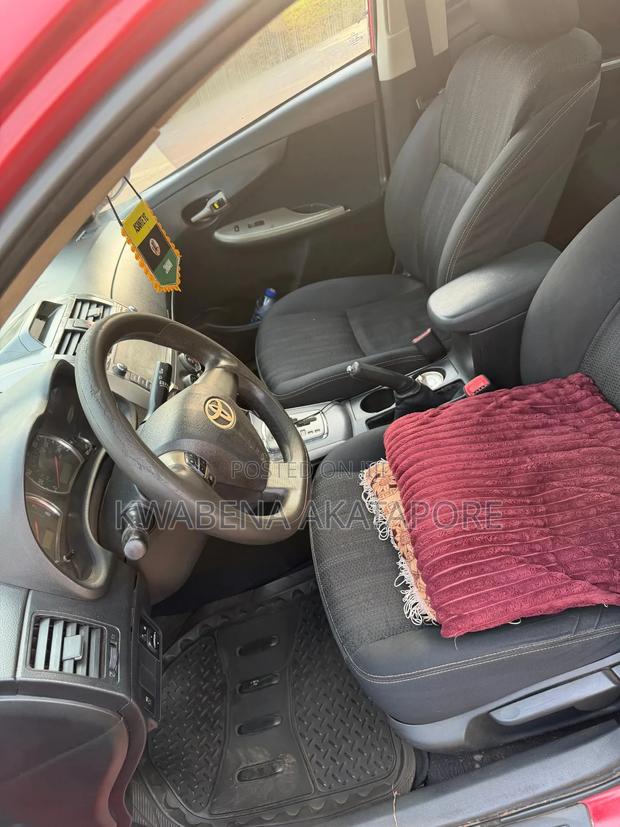 Toyota Corolla S Special Edition 4dr Sedan (1.8L 4cyl 4A) 2013 Red