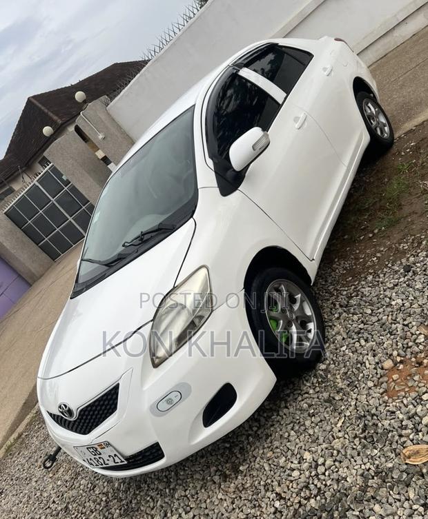 Toyota Belta 2010 White