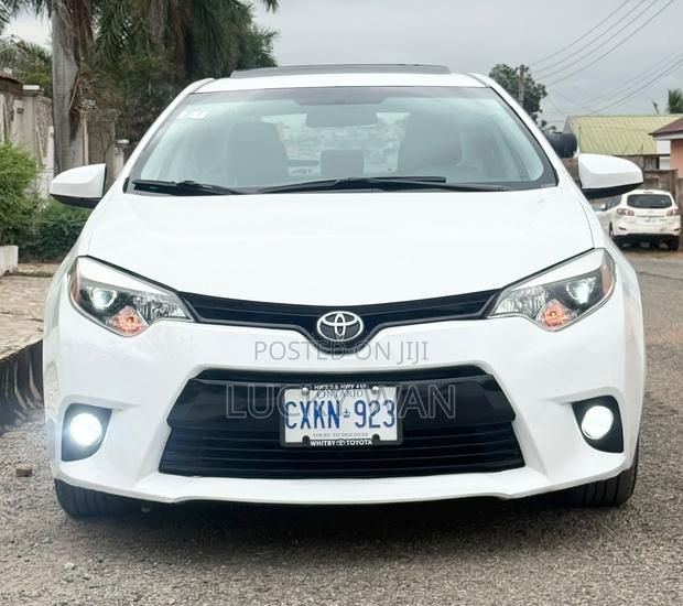 Toyota Corolla 2016 White