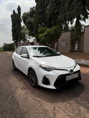 Toyota Corolla 2017 White for sale