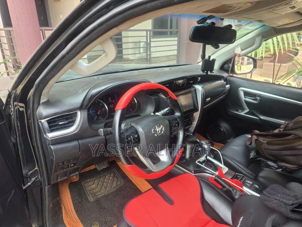 Toyota Fortuner 2.5 D AWD 2019 Black