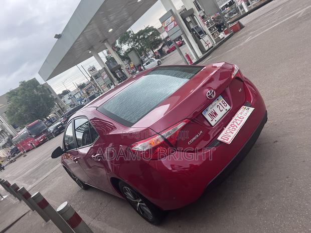 Toyota Corolla LE Eco 4dr Sedan (1.8L 4cyl CVT) 2016 Red