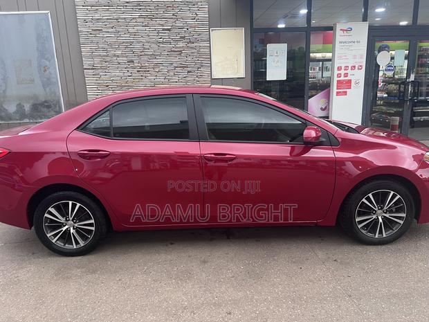 Toyota Corolla LE Eco 4dr Sedan (1.8L 4cyl CVT) 2016 Red